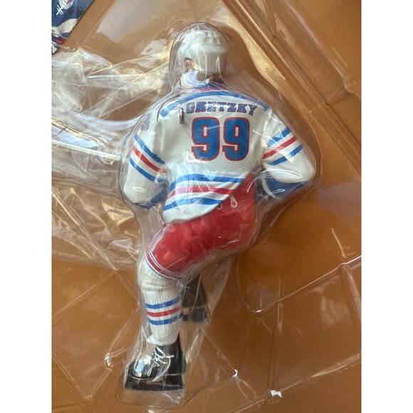 Hallmark Wayne Gretzky Ornament NHL Rangers New Collectors Series w Trading Card - Picture 3 of 5